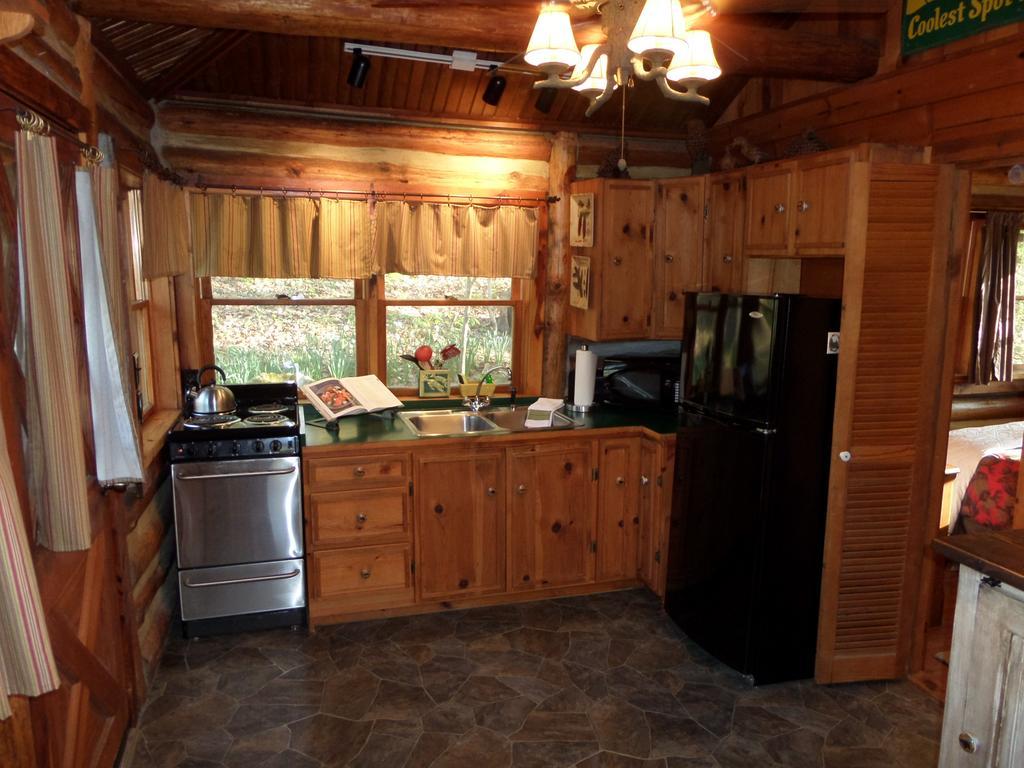 Lake Lucerne Treehouse Villa Eureka Springs Buitenkant foto